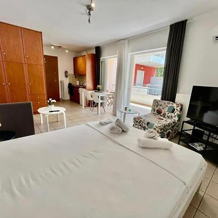 Apartamento Modern Studio Large Veranda -Metro Station Suggrou Atenas Exterior foto